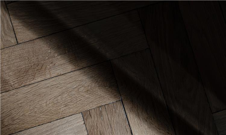 What Are the Grades of Plywood and What Do They Represent?